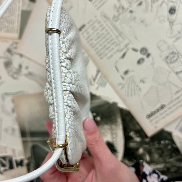 Vintage 50s Lisette White Leather Crossbody Purse - Small Structured Bag - Picture 9 of 11